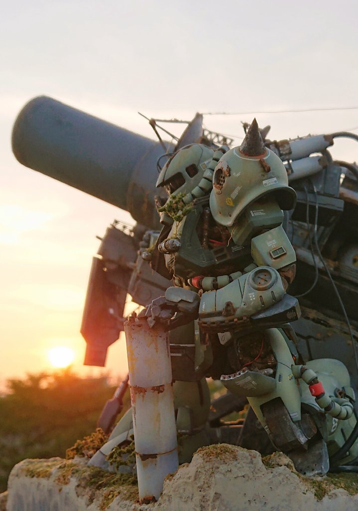 夕焼けに照らされる
廃棄された兵器。。。

こんなシチュエーションが好きな方はいらっしゃいませんかーー⁉️⁉️⁉️

#ガンプラの画像を貼るとRTされると聞いて