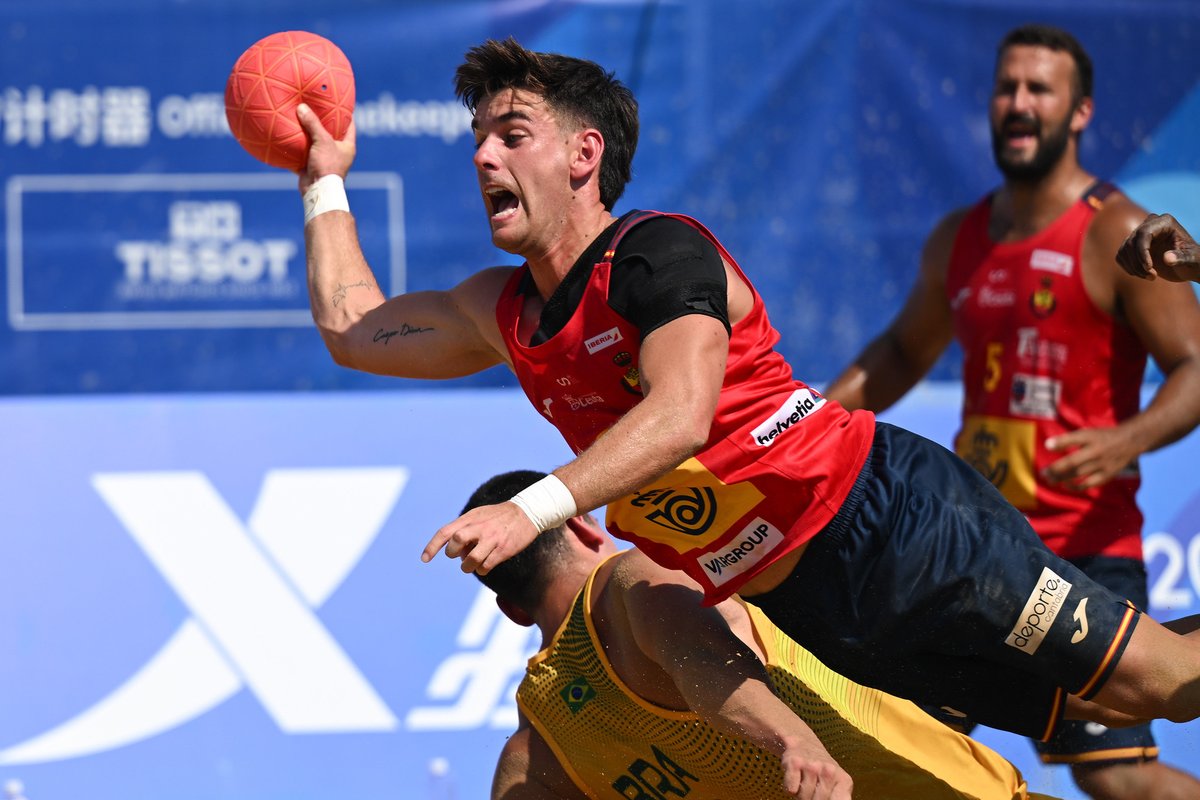 TheWorldGames's tweet photo. 22 medal events on 12 August included Korfball, Speed Skating, Squash, Ju-jitsu, Parkour, Beach Handball and Wushu 🤩

If you want to watch the events again, check out The World Games LIVE 📱

#TWGthrowback #TWG2025 #WeareTheWorldGames #TWGlive https://t.co/jROoecH9NN