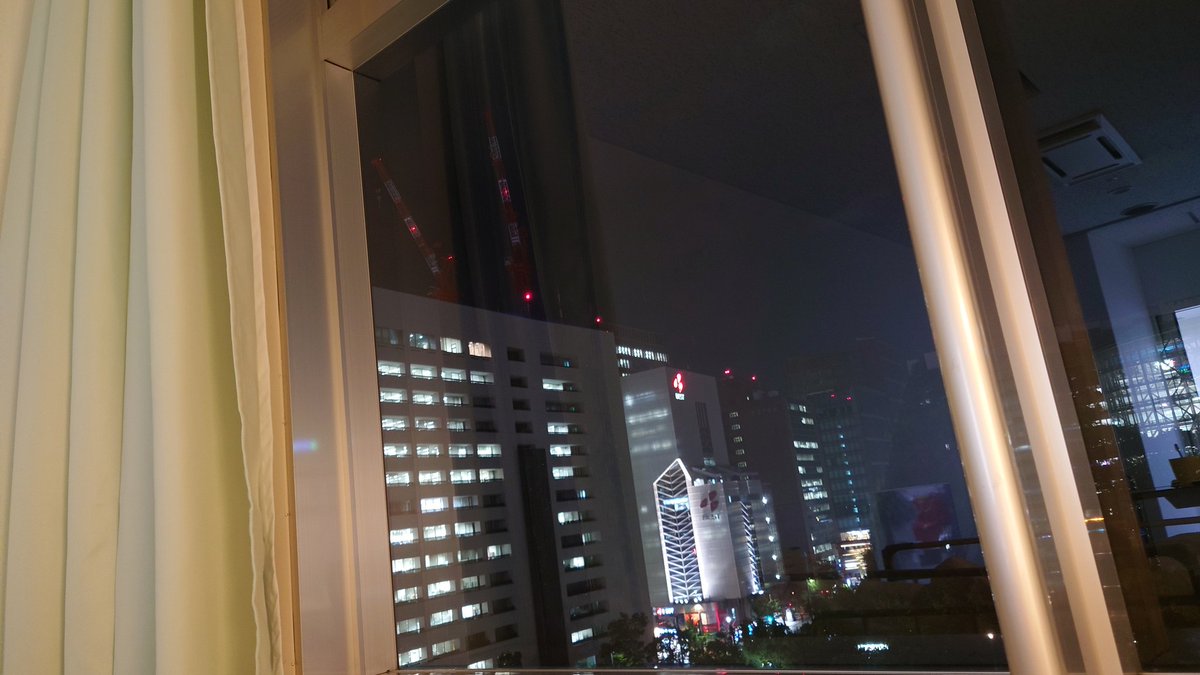 bad_controller's tweet image. 皆様、大変ご心配をおかけしまして申し訳なかったです。
お医者様の御尽力もあり命は繋ぎ止められ今は薬を飲みながら療養しております。これからリハビリ等あるという事なのでさっさと元気になり皆様にお会いできればと思います。