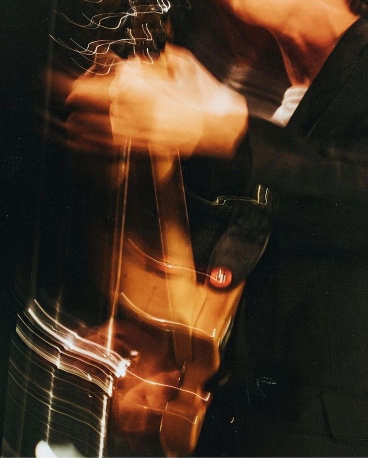 acervo alex turner tweet media