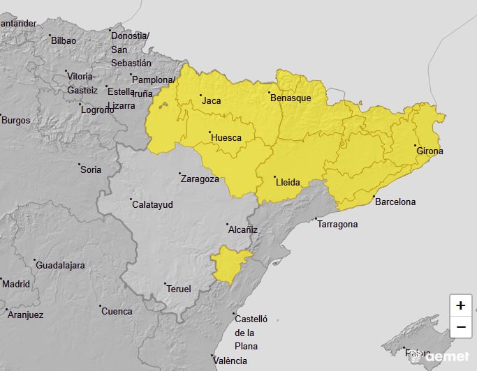🟡🌧️ Aviso amarillo por #lluvias en el Pirineo, Huesca Centro y Sur y Cinco Villas para mañana, día 13, entre las 00:00 y las 12:00 horas.
<a href="/AEMET_Aragon/">AEMET_Aragón</a> <a href="/GobAragon/">Gobierno de Aragón</a>