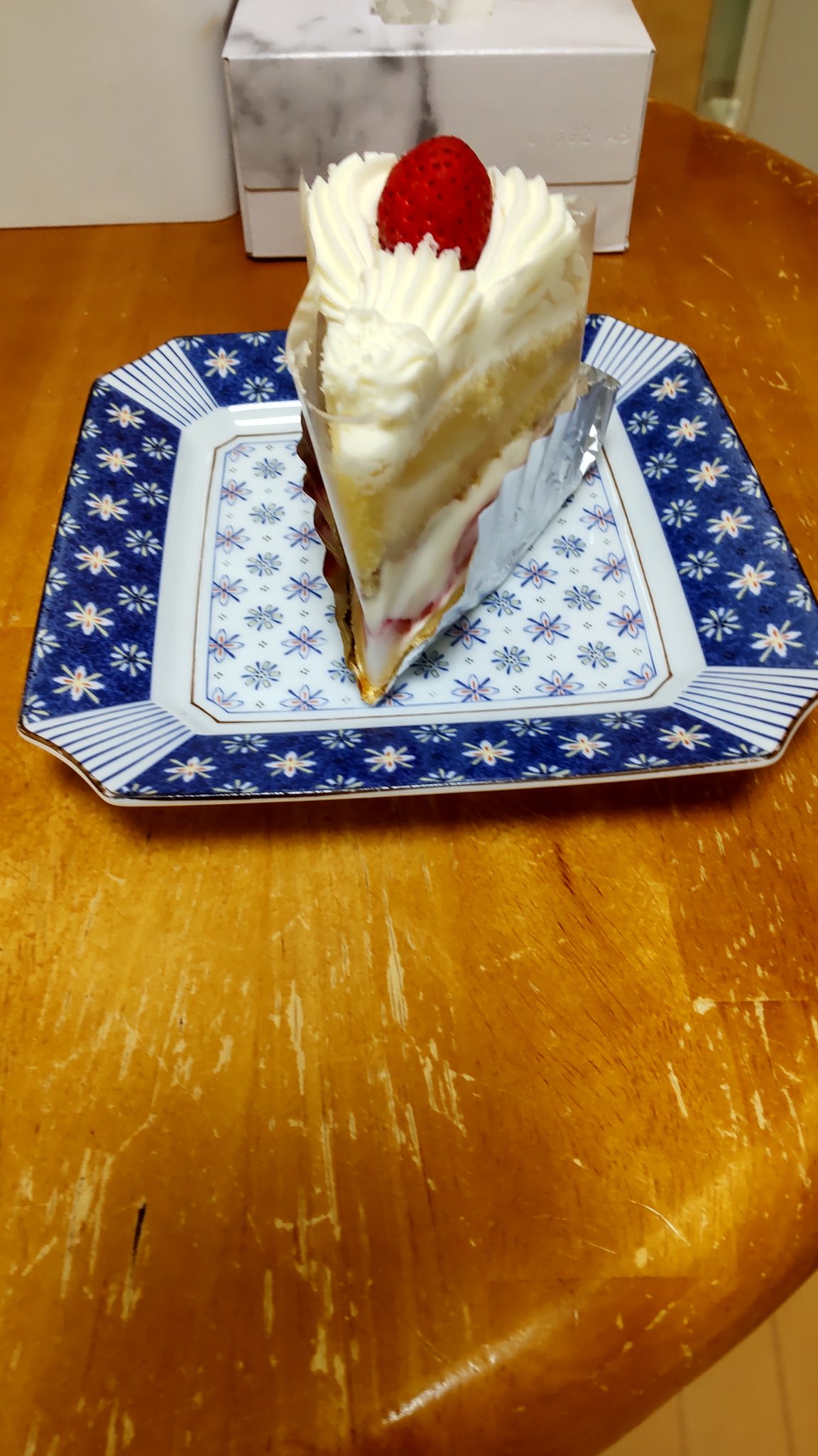 ショートケーキです★ ꒰ショートケーキ🎂꒱違ったタイプのショートケーキ🍰どっちが