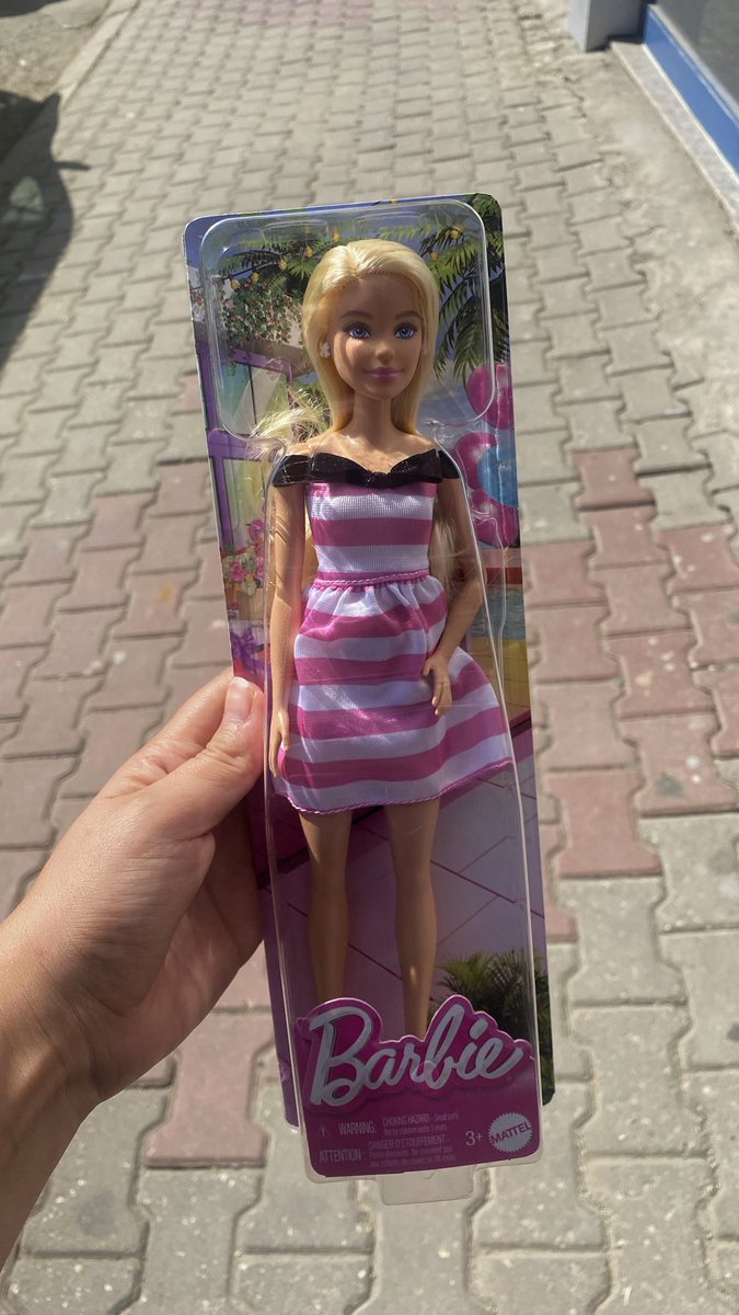 Jasminakkk's tweet photo. Bundan sonra gereksiz bir şey almayacağım dedikten sonra benim alışverişler 😅
Aslında +3 yazıyor, yani tam yaşım 🤭 https://t.co/EgFAQX6pJ4