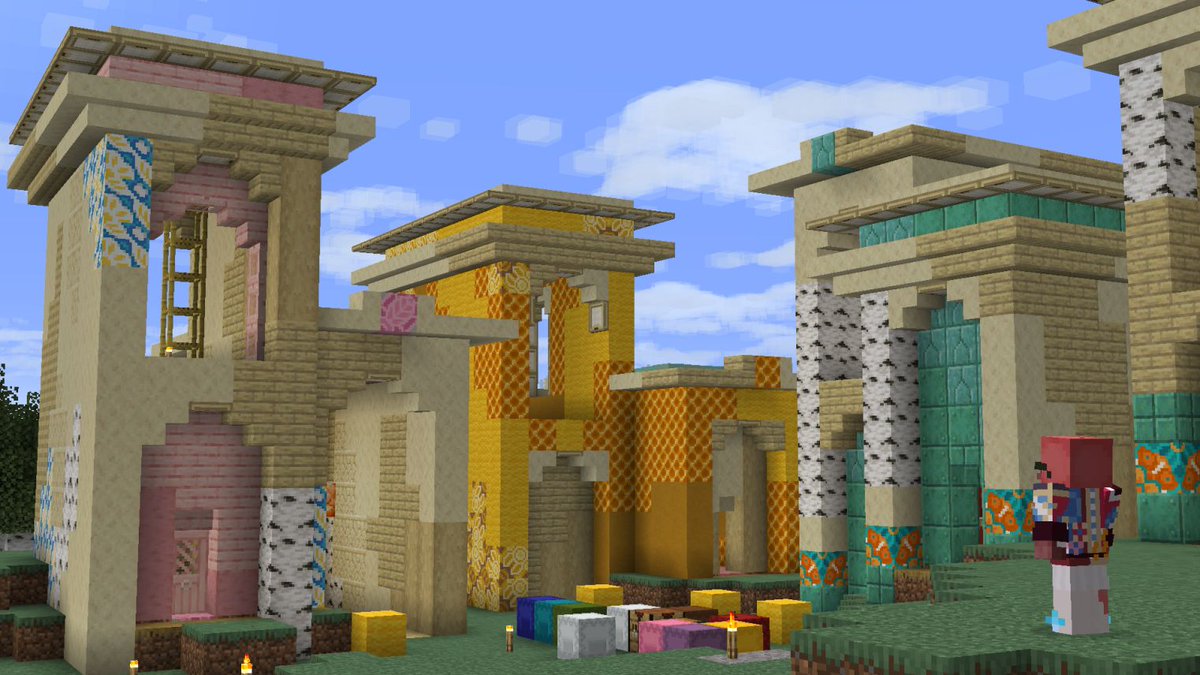 This Week On The Yard
Bh has been the architect this week, expanding his resort all along the esplanade.

Jim has also been building away! After spending weeks getting all the materials for her base, the first house is in the works!

Goodyard Everyone!