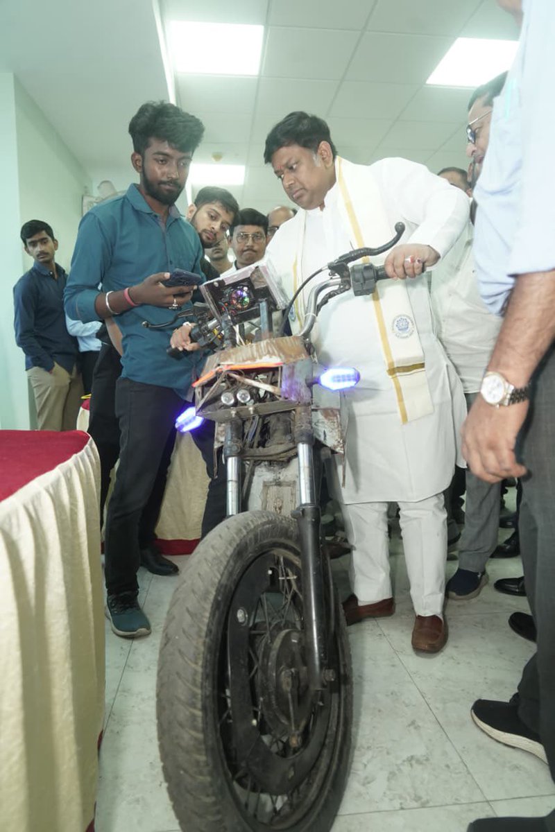 DrSukantaBJP tweet picture