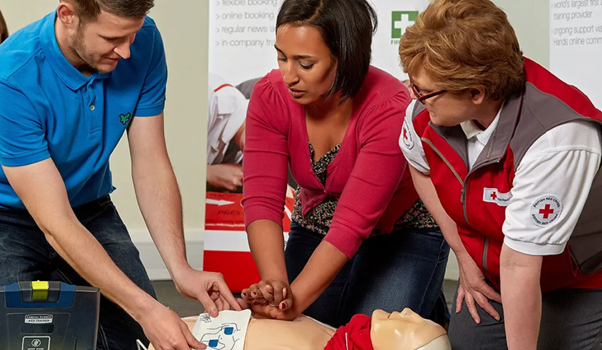 EventsRedCross's tweet image. 🩹 It’s #WorldFirstAidDay! A minute can make a difference.

Only 4 in 10 people in the UK feel confident in a first aid emergency. Let’s change that.

Learn simple, life-saving skills with free resources from @BritishRedCross 👉 bit.ly/46qwzi2

#LearnFirstAid