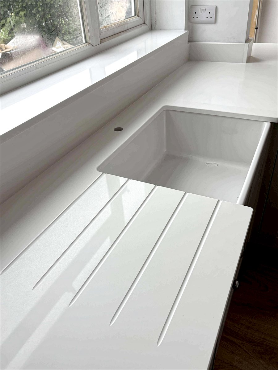 MarbleGDesigns's tweet image. From template to transformation! ✨ Our latest project featuring Super White Plus BQS Quartz. Clean lines, modern design, and a flawless finish. #KitchenGoals #QuartzWorktops #UKRenovation