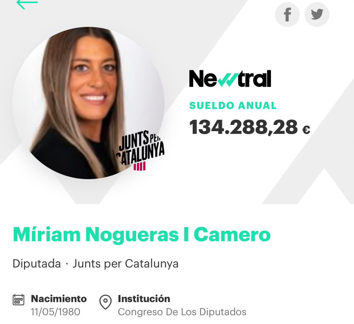 Defendiendo los intereses de sus jefes: la burguesía. Por ello le pagan muy, muy bien.