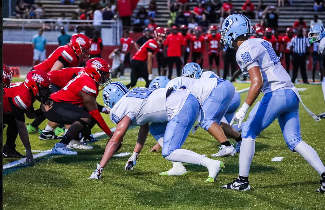 coachmreece's tweet photo. Run and Hit!! ๐บ #BeatSumner #FTC ๐ฐ#NonNegotiable @NewsomeWolvesFB https://t.co/Qttg338Gz8