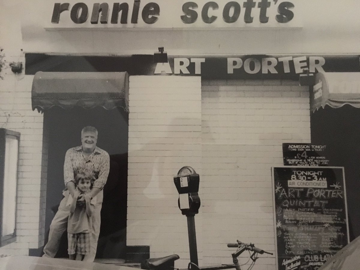 My grandad Pete said something right before he passed that always stuck with me...

He told me...

"You have to celebrate life and take a second to smell the flowers"

So grandad... 

Today we're celebrating 🎉

We just hit 150 episodes of the Money Gains podcast.

3 years of