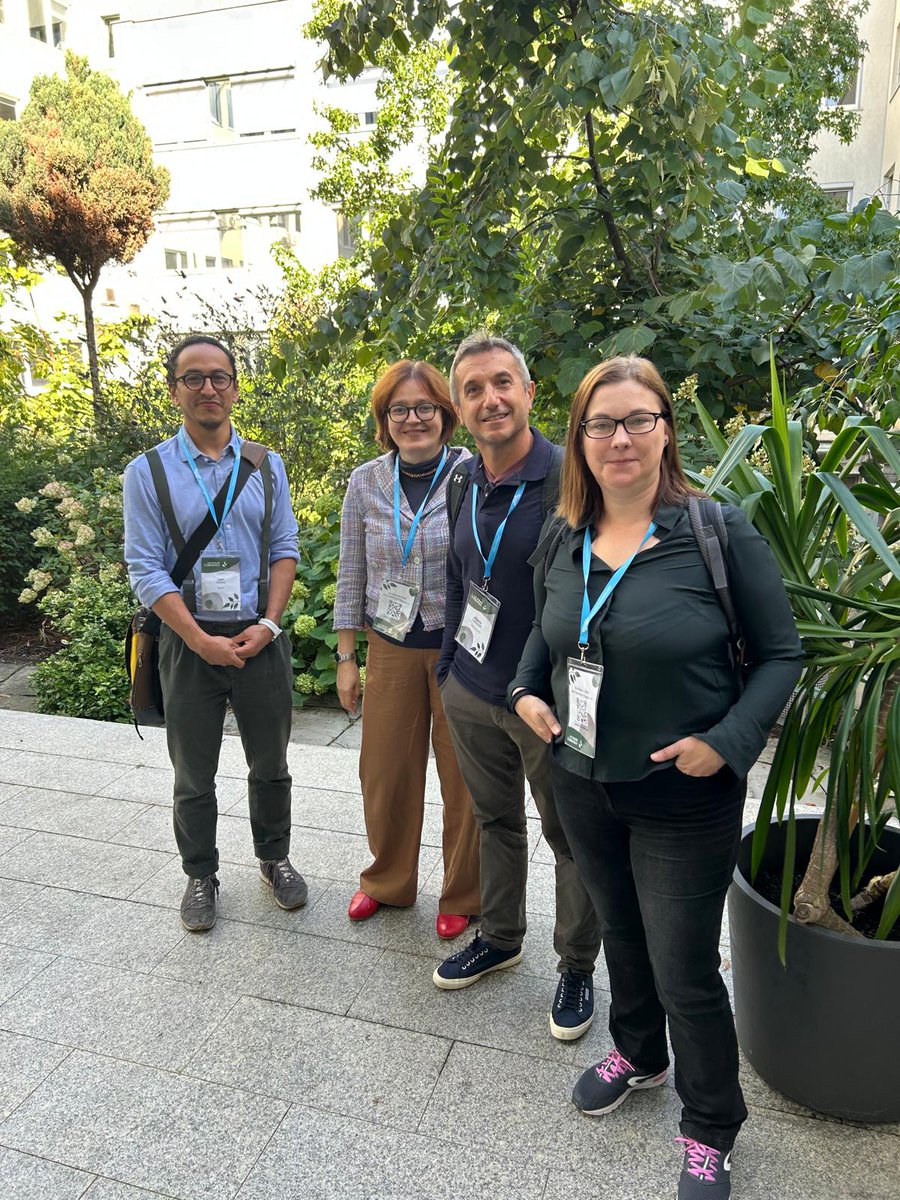 A_Carbonell_'s tweet photo. Awesome visit to Warsaw to speak at #PSEPB2025 🇵🇱 Huge thanks to Magda Krzymowska and @stepelka for the kind invitation 🙏 Excited to kick off new collaborations ahead! ✨ @IBMCP https://t.co/wrnyfNt72z