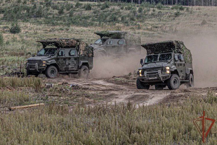 ❗️Spartan-SUT armored vehicles, manufactured by the Emirati company Streit Group, have been recorded in units of the 🇷🇺Russian Guard.

How exactly this equipment ended up in Russia is unknown.