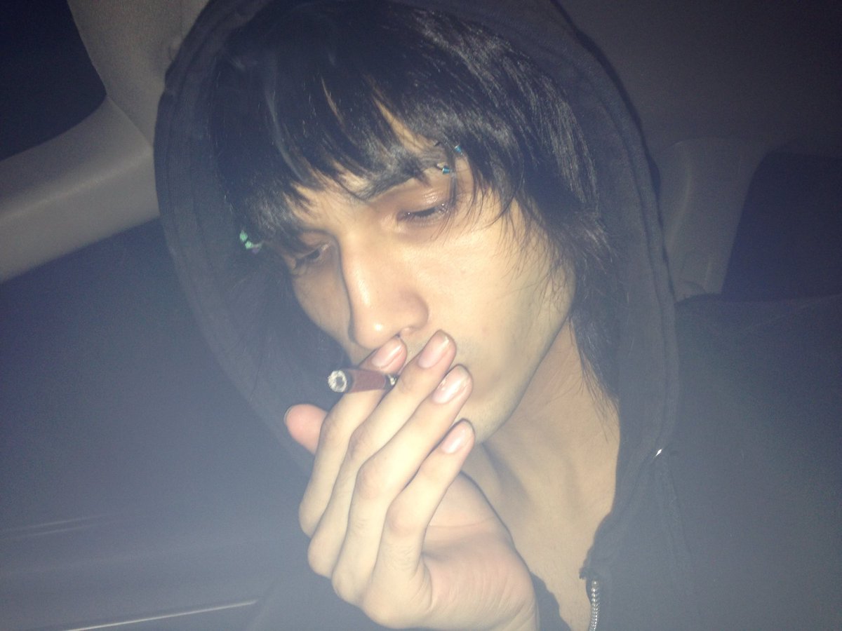 cumnm3's tweet image. 8 that #musically