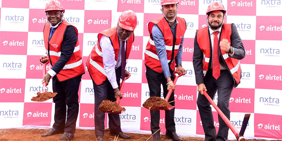 TelecomReviewAF's tweet image. @AIRTEL_KE  has begun building East Africa’s largest #data_center at Tatu City, Nairobi, a USD 150-million project to boost #cloud, #AI, and #enterprise_services.

telecomreviewafrica.com/articles/repor…