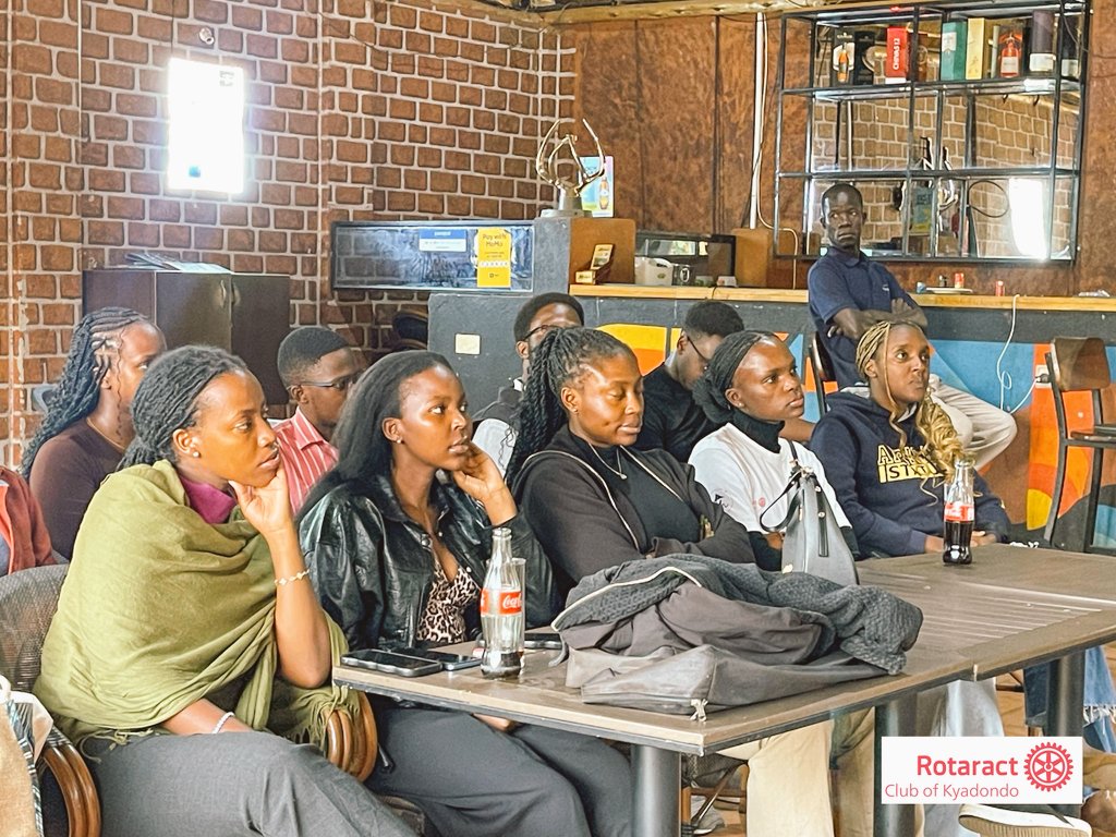RacKyadondo's tweet photo. Thanks to Rtr Jonathan Jeremiah Kasasa @jeremiah_kasasa for his words of counsel during our fellowship yesterday over mentorship and apprenticeships.💥
Missed it??? Catch us next Thursday same location and time🥳
#RotaryEyamba 
#rotaractkyadondo 
#RotaractUG 
#unite4good https://t.co/pQs9ditS8M