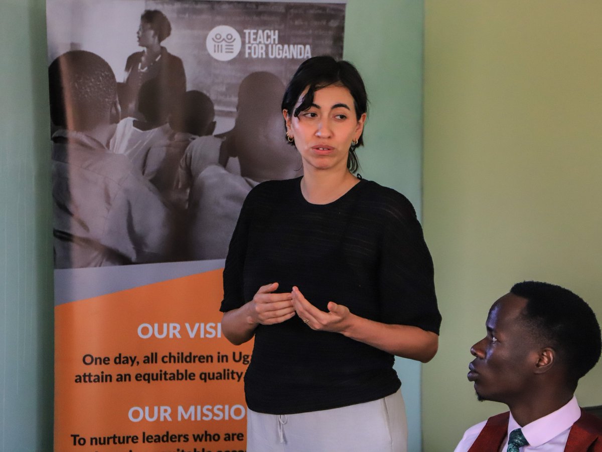 TEACH4UG's tweet image. 6/7

This P2P exchange not only strengthened Uganda’s recruitment strategy but also created a continental network of collaboration and shared learning that will go on to shape the next generation of leaders. 🙌

#TeachForAll #TeachForUganda #Collaboration #RecruitmentExcellence