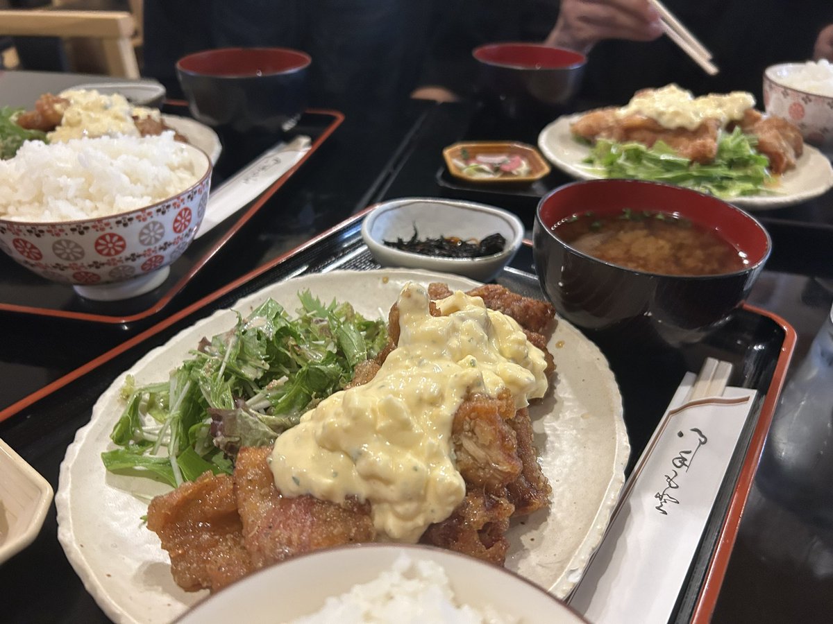 お昼はチキン南蛮を食べました🍗