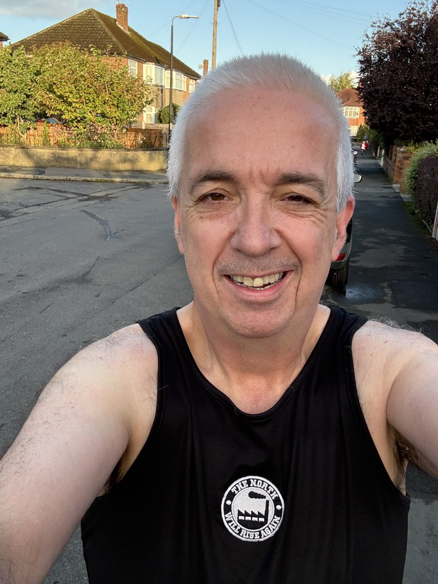 BoylePete1970 BIG OLD PETE (@bpete1970) on Twitter photo Morning all, nice & dry & bright out there today in the republic of 3 days off yippee.
Here’s a great song for your day.
youtu.be/_7mp9elK49I?si…
<a href="/marcrileydj/">Marc Riley ⚽️🍺🐳</a> <a href="/hanleyPa/">Paul Hanley</a> <a href="/Stephenhanley6/">Stephen Hanley</a> <a href="/simonWolstencr1/">Si Wolstencroft</a> <a href="/Blaneyco/">Blaney</a> <a href="/Brixsmithstart/">brixsmithofficial 🎸</a> <a href="/HollywoodBlue4/">Andy G ///</a>
#fallfriday Morning all, nice & dry & bright out there today in the republic of 3 days off yippee.
Here’s a great song for your day.
youtu.be/_7mp9elK49I?si…
<a href="/marcrileydj/">Marc Riley ⚽️🍺🐳</a> <a href="/hanleyPa/">Paul Hanley</a> <a href="/Stephenhanley6/">Stephen Hanley</a> <a href="/simonWolstencr1/">Si Wolstencroft</a> <a href="/Blaneyco/">Blaney</a> <a href="/Brixsmithstart/">brixsmithofficial 🎸</a> <a href="/HollywoodBlue4/">Andy G ///</a>
#fallfriday