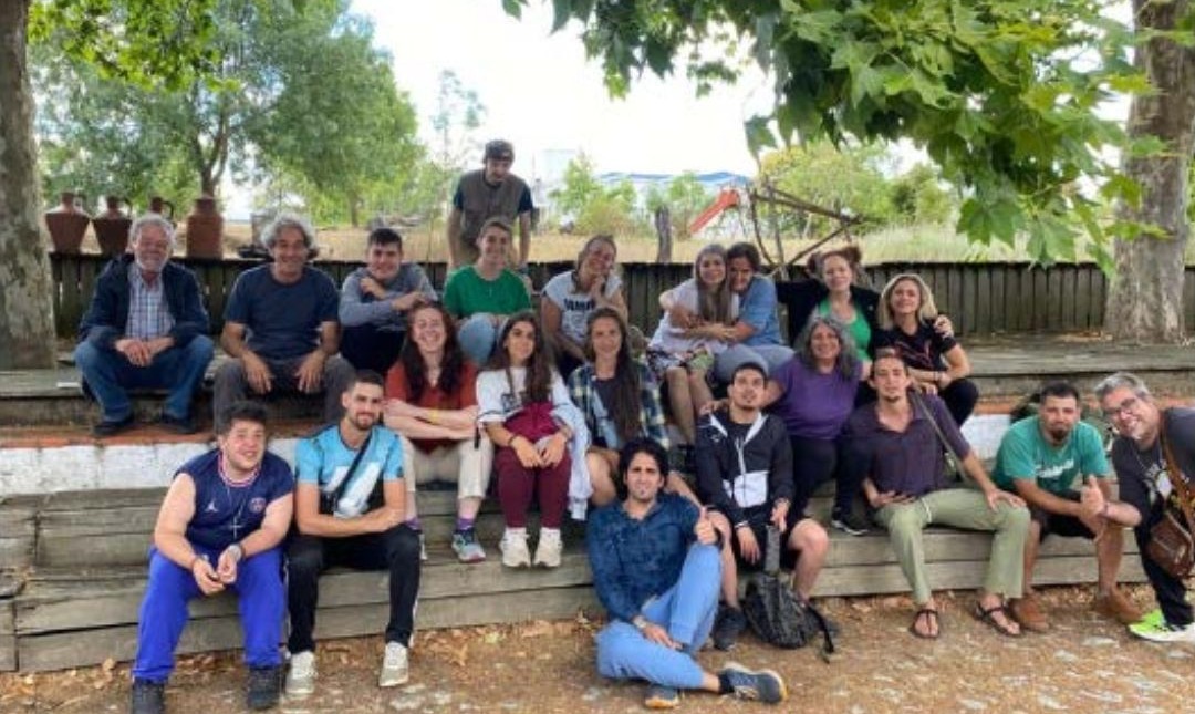 CASOS QUE NOS INSPIRAN: Proyecto Plántate 3.0

Juventud rural empoderada: becas, emprendimiento sostenible y cultura local en Cáceres. 🌿
Mención en Revista ODS.

#JuventudRural #Sostenibilidad #Innovación