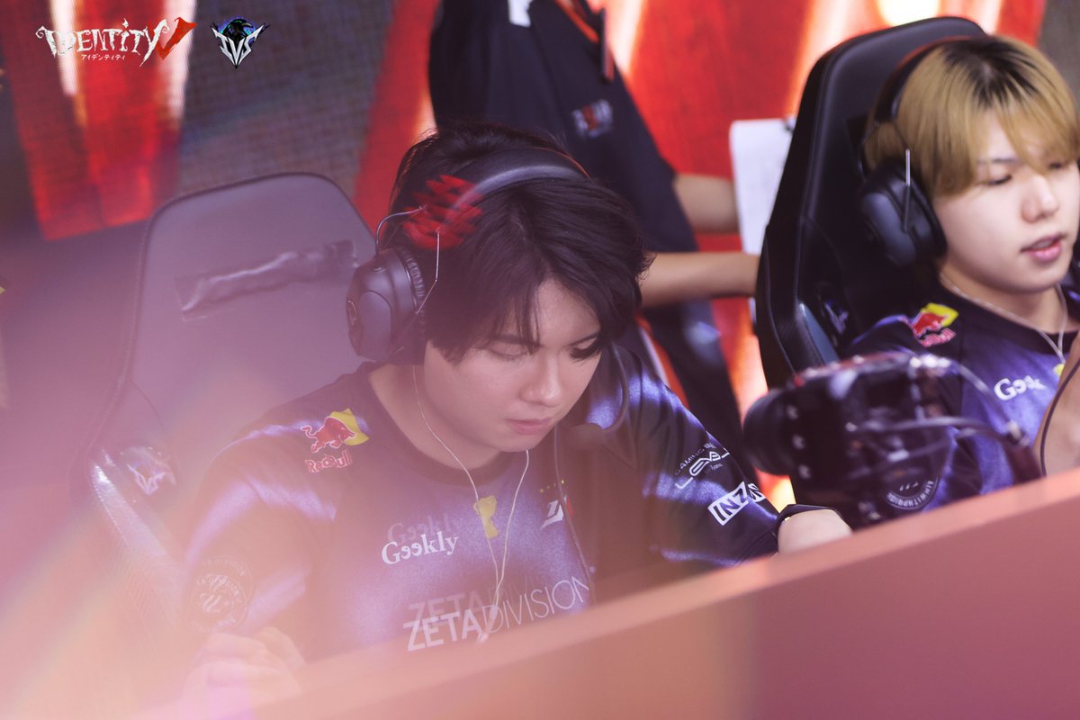 IdentityVChamp's tweet image. #IDVIVS2025
2025IVS招待大会Day2
現場写真

ZETA

Live Now↓
youtube.com/watch?v=ZN_9wi…

#第五人格
#IdentityV