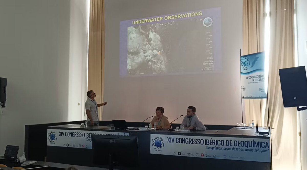 GeomarResearch's tweet image. Algunas de las presentaciones de el grupo @IGME1849, Paula Adánez, Iván Martín y Javier González en el XIVCongreso Ibérico de Geoquímica (Islas Azores) 🗺️🌊💎⚒️🌋