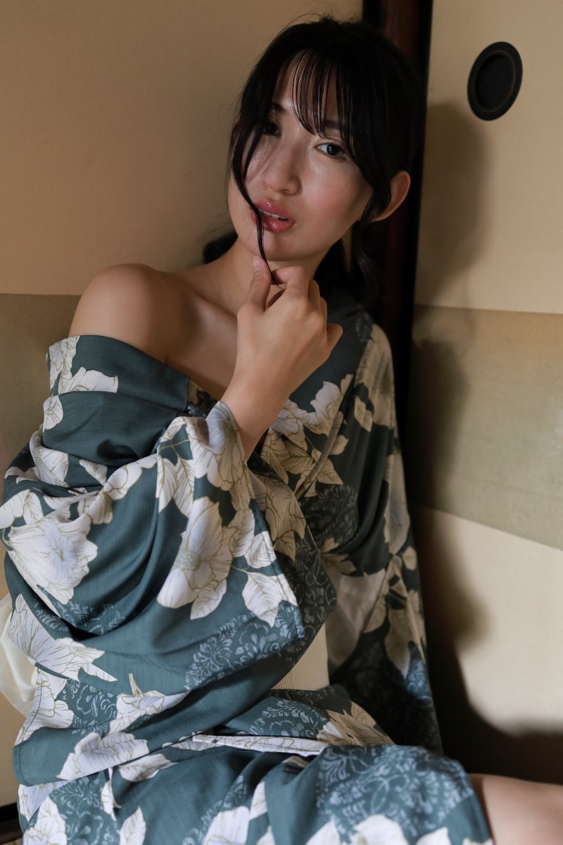 和美人 ④
model: 双葉みーちゃん （<a href="/yutori2212/">双葉みーちゃん🌱</a>） 
#ポートレート 
#浴衣 
#浴衣美人 
#古民家 
#着崩し