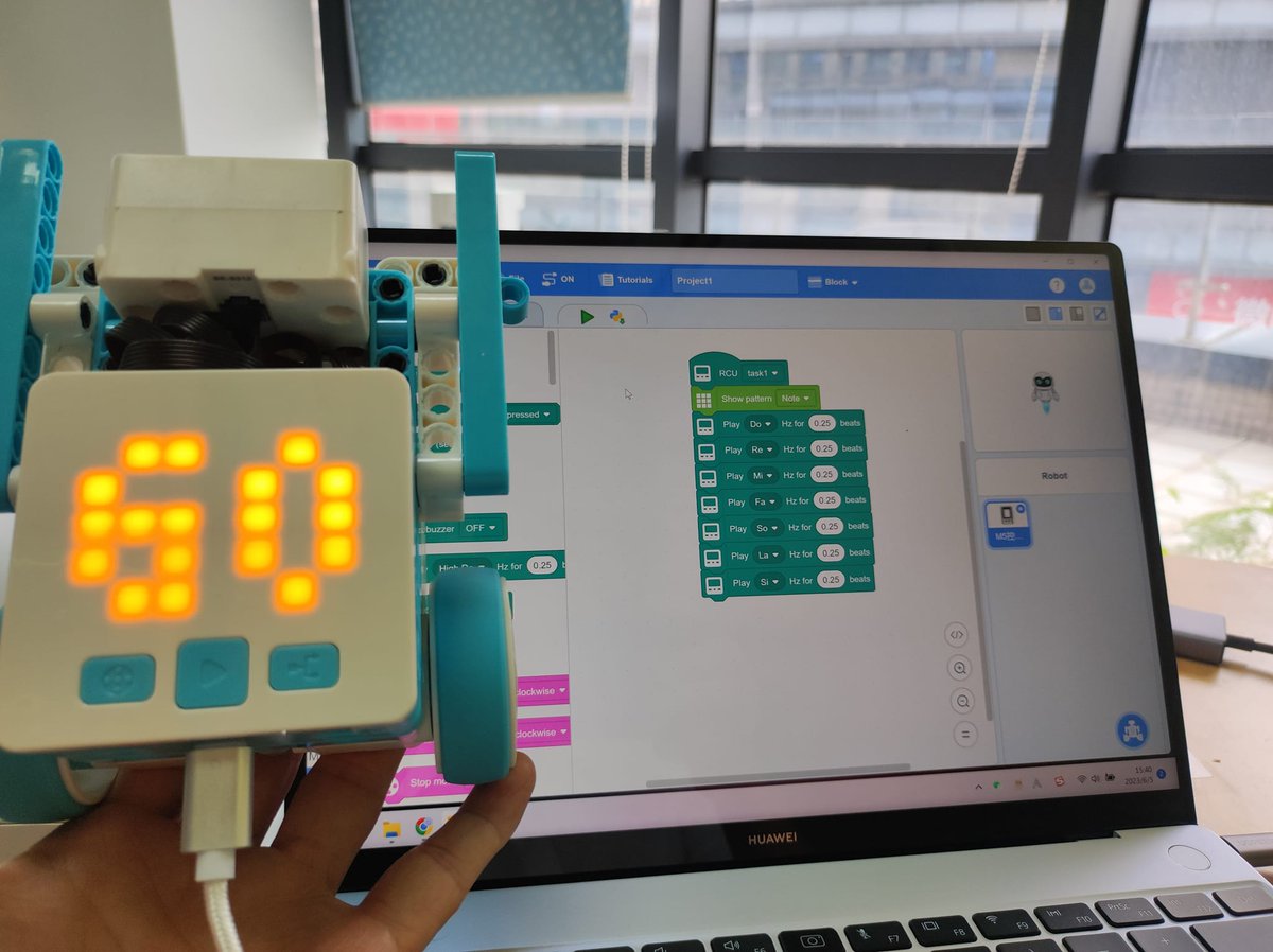 zmrobot's tweet image. Know robots at first, starting with programming, and give your robots more functionality.
Cool? Let children learn more and explore interesting programming ideas.
More information/discout, text us.
#ZMROBO #STEAM #Coding #children #Education #Robotic