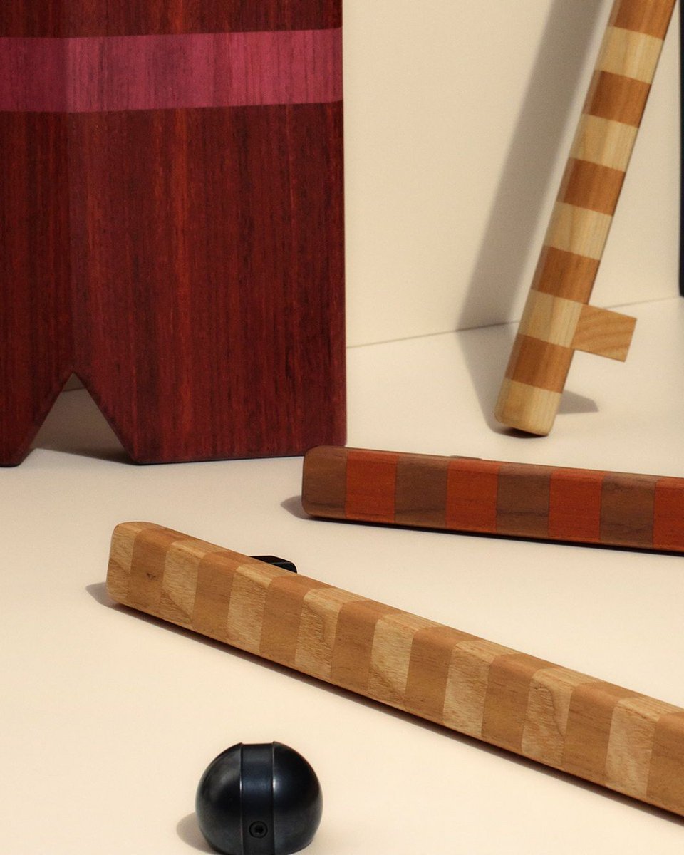 AHECmea's tweet image. At #3daysofdesign, Australian hardware brand Bankston unveiled The Streaks Collection with YSG Studio’s Yasmine Ghoniem.Sculptural levers, pulls&amp;amp;joinery pieces in striped formations celebrate natural timber tones—incl.American white ash &amp;amp; walnut—sustainably crafted in Australia.
