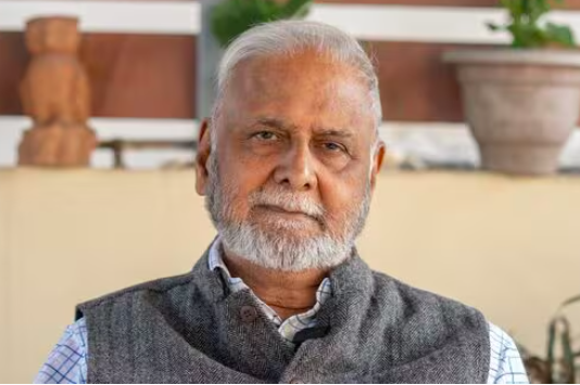 poonamjourno's tweet photo. Jagdeep Sir often told me, "You can call me anytime, unapologetically, because you are the only journalist whose call I would always answer."
So, I called him this morning, hoping to hear his voice - but he didn’t answer. It was painful to accept that he has left us and is now in a better place.

He was a man of principles, who believed deeply in democracy and people’s rights. He spoke his mind fearlessly. He often got frustrated, but he never gave up. He believed in raising his voice against injustice.

He has left behind a deep void - one that’s very difficult to fill. But I’m sure those who believed in him and worked with him for a cause will continue to walk the path he showed, for the betterment of our society.

I’ve learnt a lot from him. He was my go-to person on all matters related to elections. This feels like a personal loss.

We shall meet again, Sir. I don’t know when, where, or how - but we shall meet again.
Till then, rest in peace… and keep guiding us.

#RIP @JagdeepChhokar