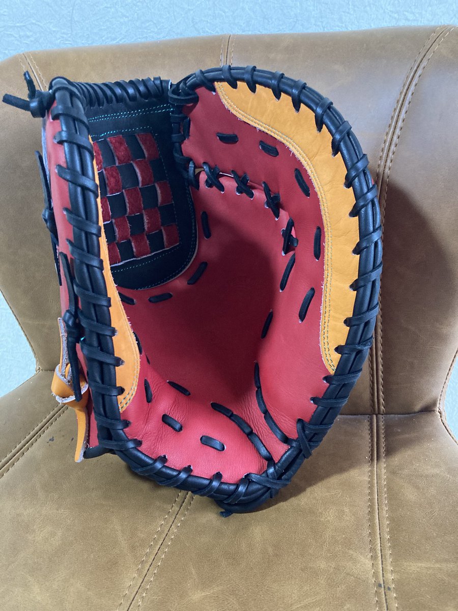 ごくらくちょう グローブ (@gokurakuchou96) / Posts / X