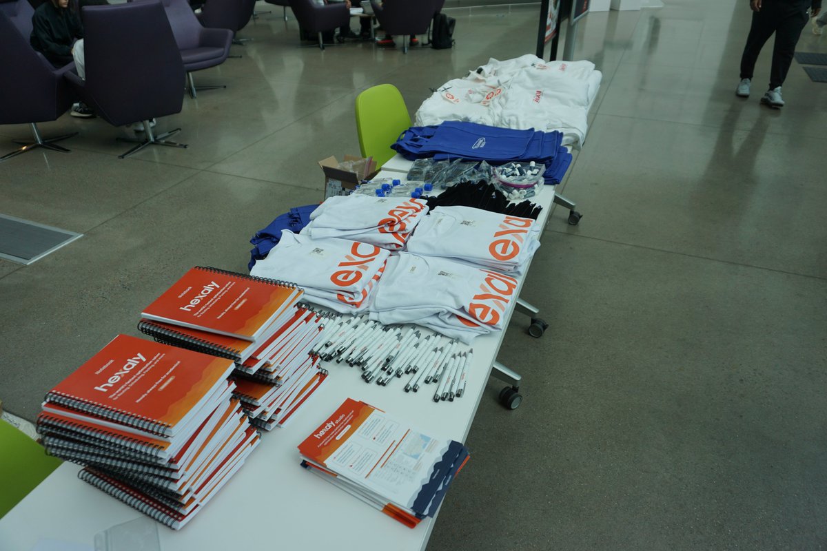 Hexaly was thrilled to be,the premier sponsor of the YinzOR 2025 conference📣  

Thank you all, and see you next year!

 For more details, explore our blog post:  hexaly.com/events/yinzor-… 

#ORMS