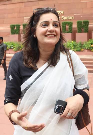 rinkesh9413's tweet photo. क्या सच में ही प्रियंका नाम कि प्रवक्ता कुछ ब्राइट फायर ब्रांड और स्पष्टवादी होते हैं।
कोई माने या नहीं नहीं लेकिन मैं तो मानता हूं।

@priyanka2bharti @priyankac19 https://t.co/FJr2v7tjtw