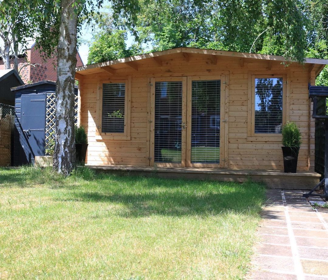 BillyOh (@billyohcom) on Twitter photo Your garden retreat, all year round ๐
A log cabin is built for every season - cool and airy in the summer, warm and cosy when autumn and winter roll in. The perfect escape, whatever the weather. ๐โ๏ธโ๏ธ
billyoh.com/billyoh-wincheโฆ Your garden retreat, all year round ๐
A log cabin is built for every season - cool and airy in the summer, warm and cosy when autumn and winter roll in. The perfect escape, whatever the weather. ๐โ๏ธโ๏ธ
billyoh.com/billyoh-wincheโฆ