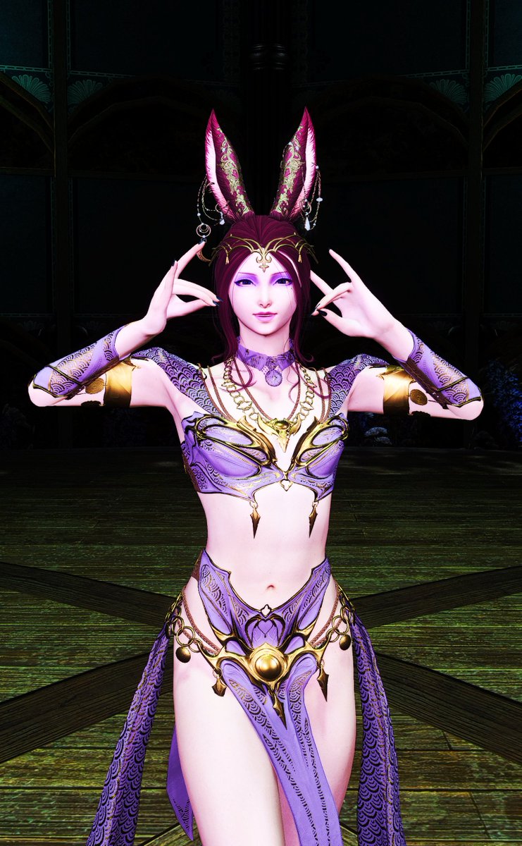 🎶Silly, silly, yeah, baby, here I come and get it
예고편일 뿐이야, so just sit and down and watch it
Four, five, six and seven, ate the town and burned it
(쉿) baby, I'm your wish, 이제 시작이야🎶