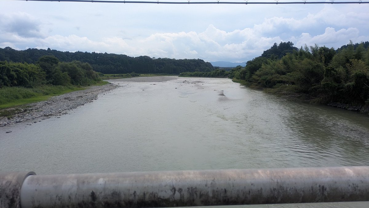ayutsutte's tweet photo. 川辺川が濁ってきたので川辺川源流の五家荘まで登ってみました。
昨晩かなり雨が降ったため濁りが発生したようです。
山が弱くなってるのかもしれません💦 https://t.co/RxWGkav2oF