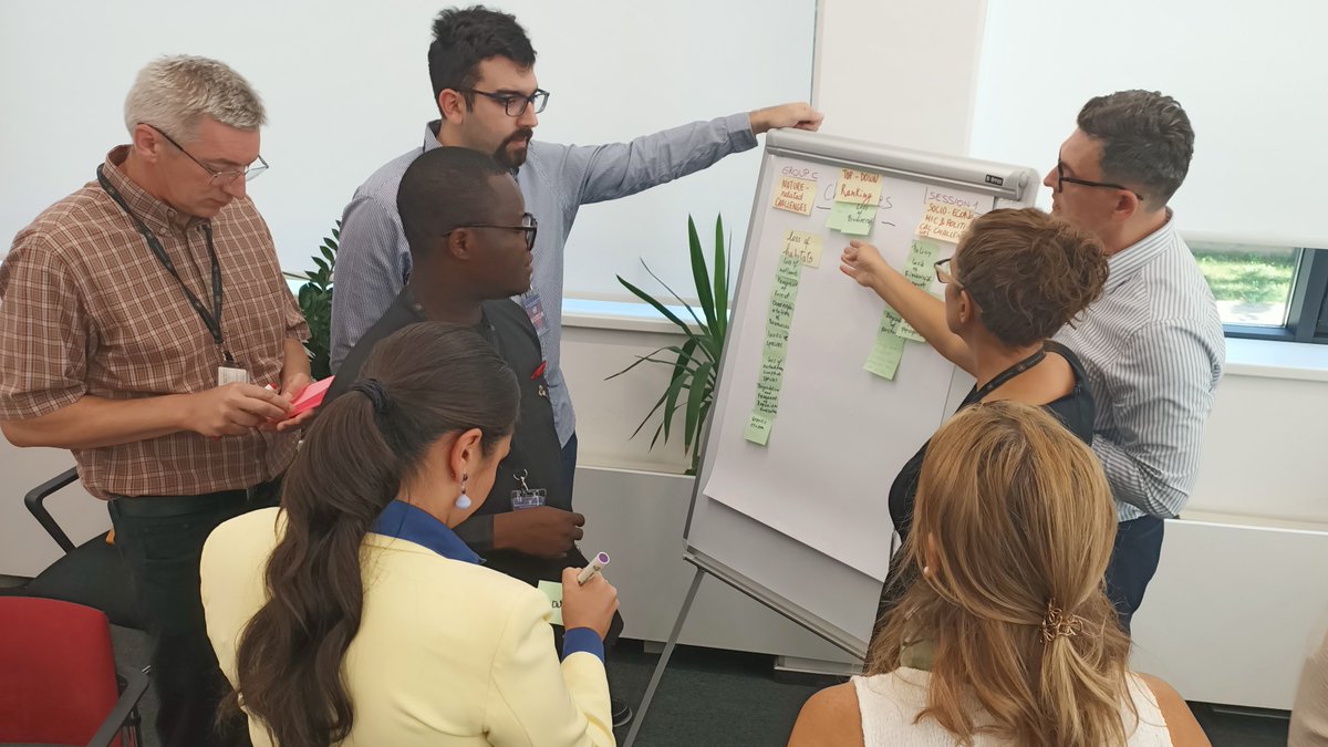 Promoting #biodiversity &amp; #ClimateResilience through Indigenous &amp; Local Knowledge🌱

🌍From exchanging traditional practices to identifying regional synergies, a dynamic <a href="/UNESCO/">UNESCO 🏛️ #Education #Sciences #Culture 🇺🇳</a> workshop stressed the role of community-rooted actions in shaping a #SustainableFuture in the #WBs.✨