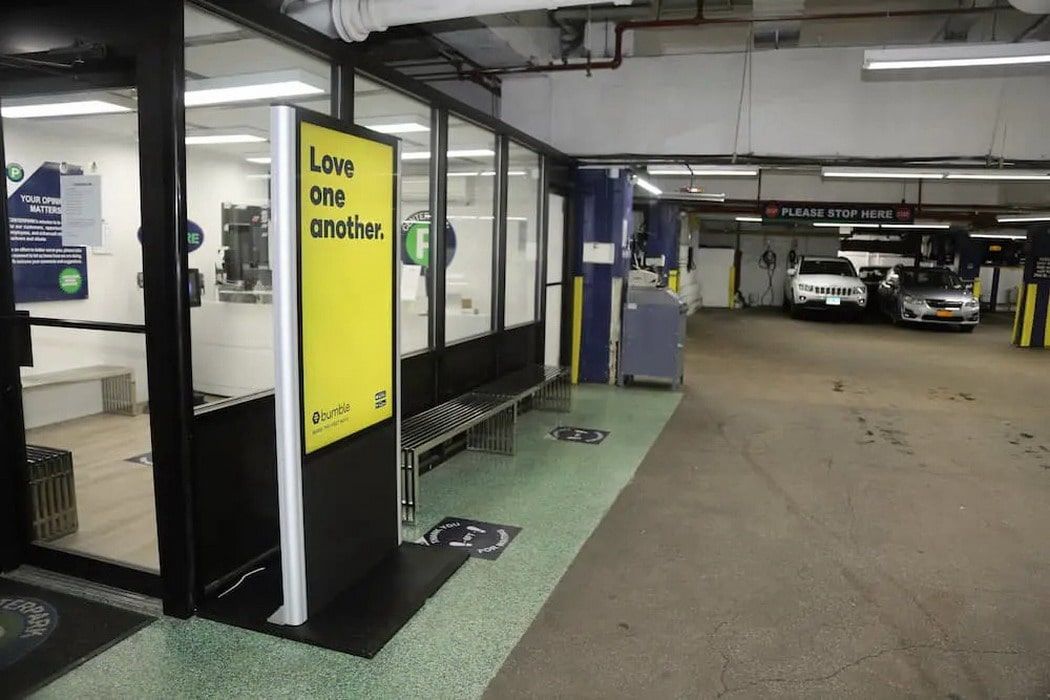 SHININGLTD1's tweet image. Step into the digital age of signage! These displays are powerful tools for effective communication and branding ✨ See what they can do. shiningltd.com/digital-sign-d… #VisualSolutions