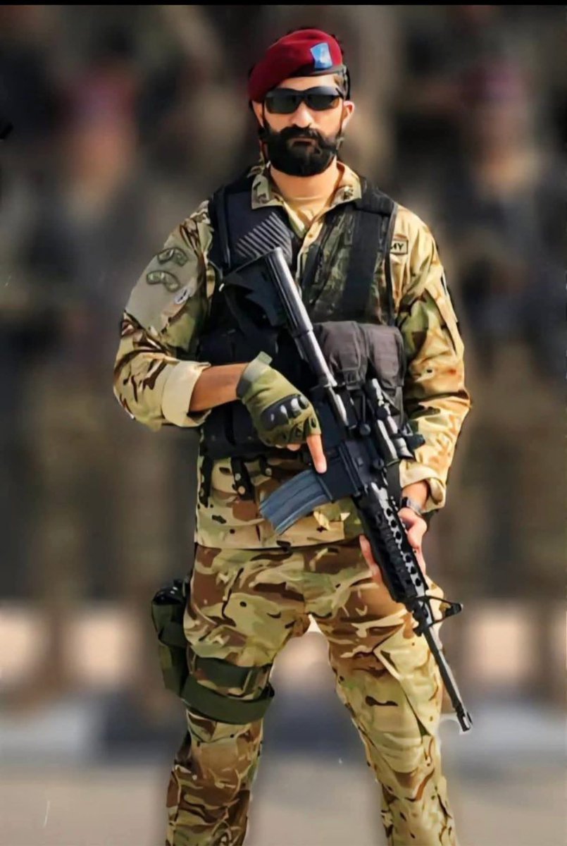 Naziagull72's tweet photo. Major Adnan Khan ShaheeD LoVe you PAK Army zindabad #Pakarmy #fojji #pakistan https://t.co/uOgSikXFCi