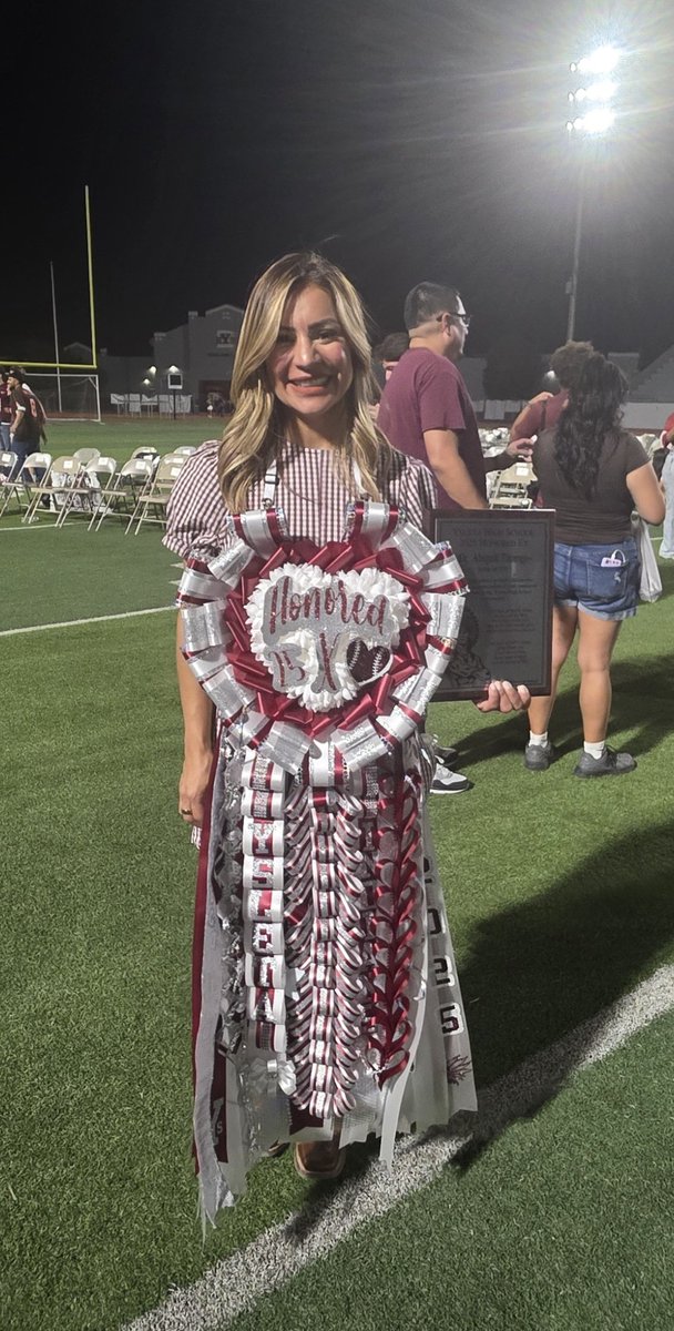 It was so wonderful to be back on the Reservation to see my former student/cheerleader, Abigail Tarango  be the YHS Honored Ex...and getting ready for our 40th high school reunion from YHS Class of 86!