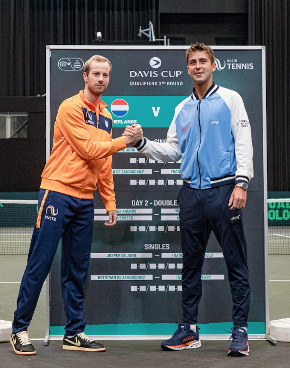 puppotenis's tweet photo. HOY @CopaDavis #ARGNED #Groningen 2R Qualifiers 2025
Desde las 9:00 (ARG)
@tometcheverry vs. Jesper #DeJong 
@FranCerundolo vs. Botic #VanDeZandschulp

📷 Omar Rasjido #Prensa @AATenis https://t.co/FLqgVNRg8Q