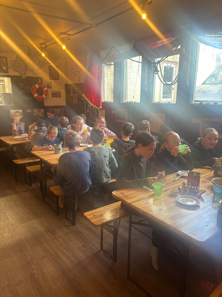 Holme Valley tweet media