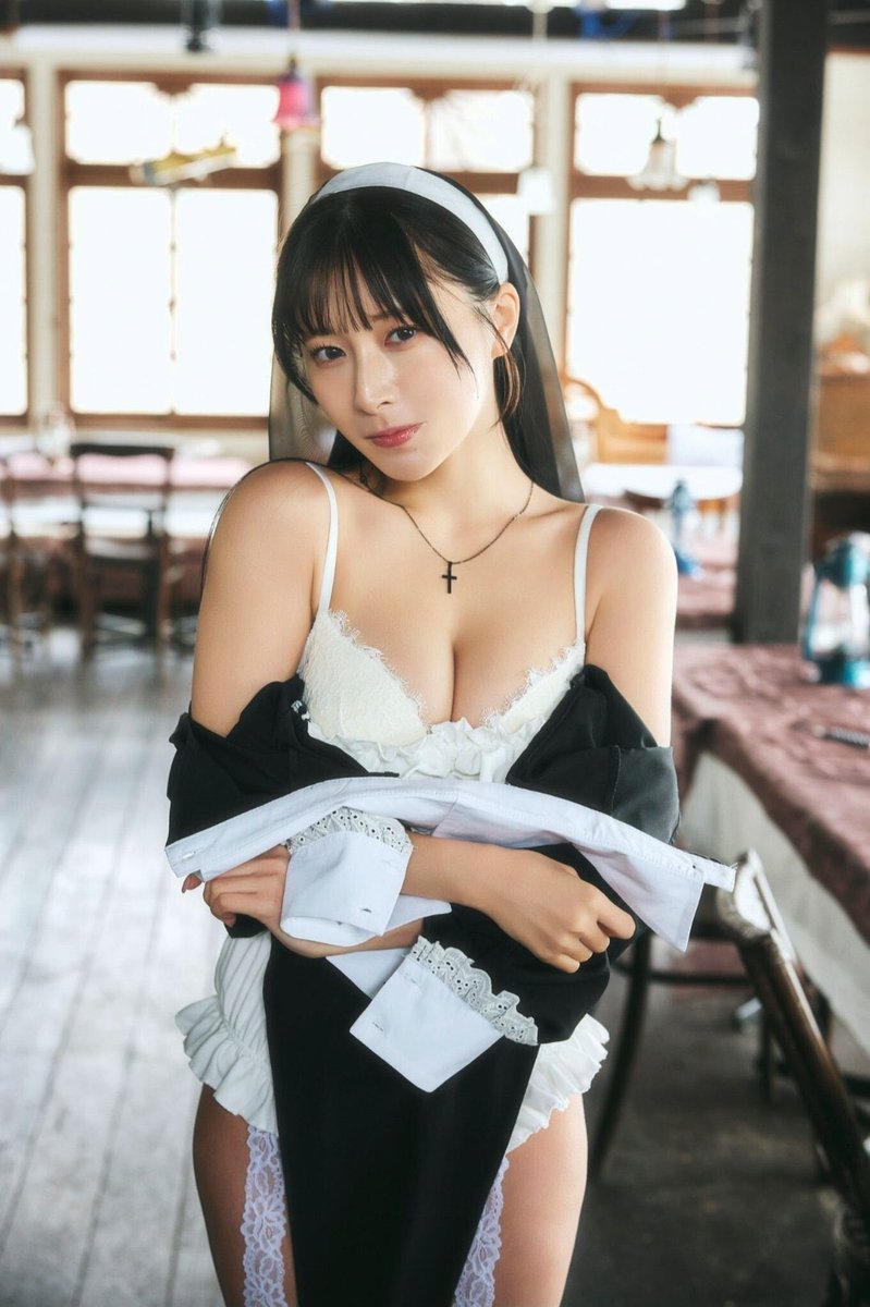 お知らせ】 「SPA！」にて、 汐見まといデジタル写真集が発売しており