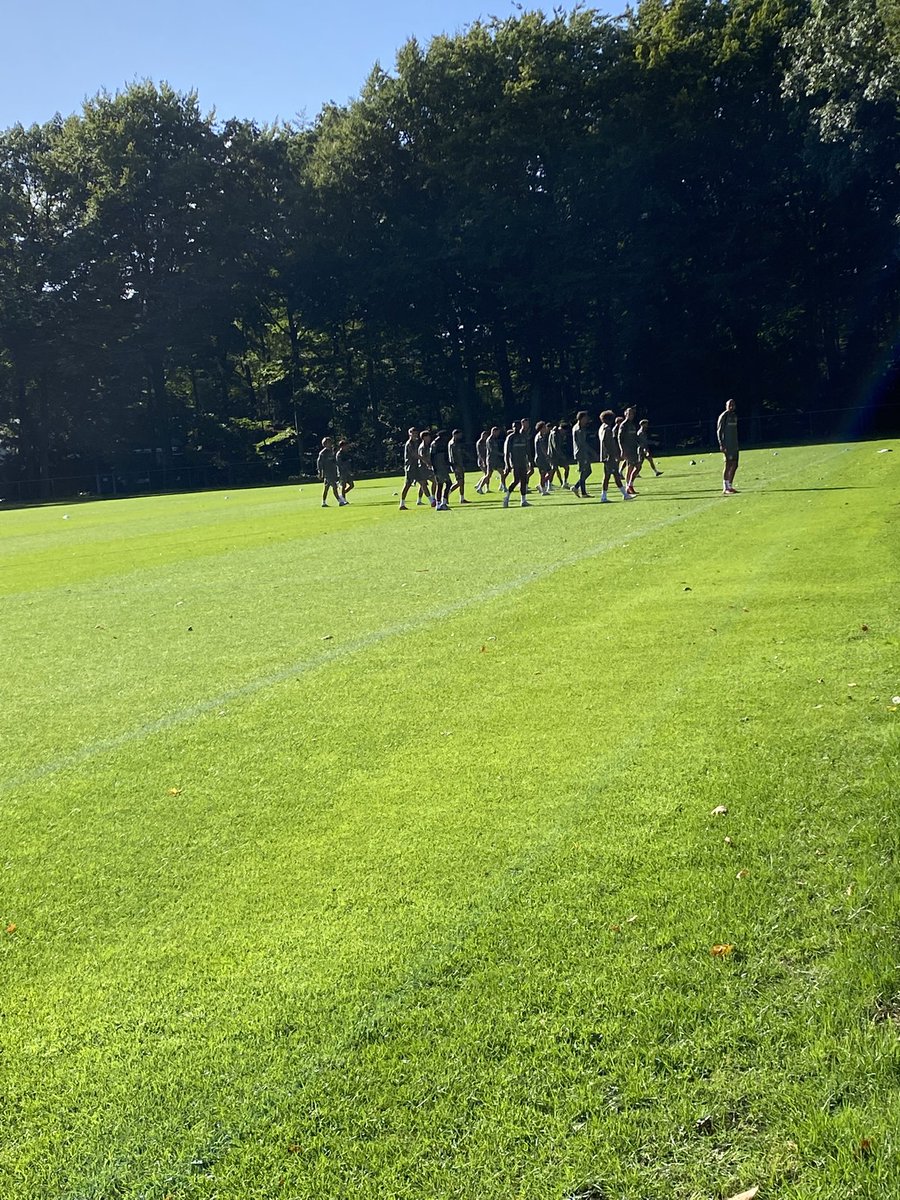 Önal en Cillessen trainen apart. Sandler is er niet bij op de training. #necpsv #necnijmegen #forzanec
