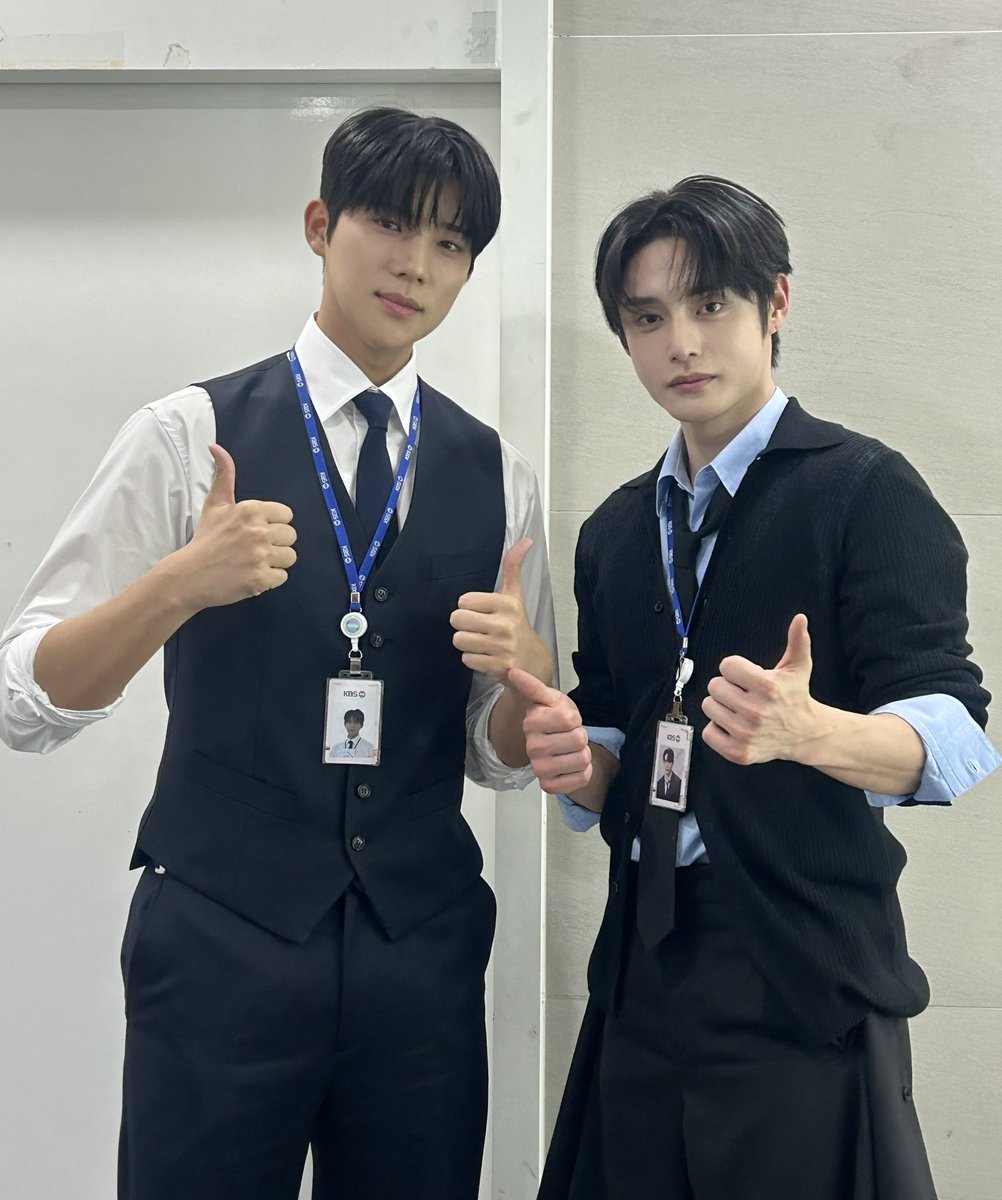 뮤직뱅크 (Music Bank)🏦 tweet media