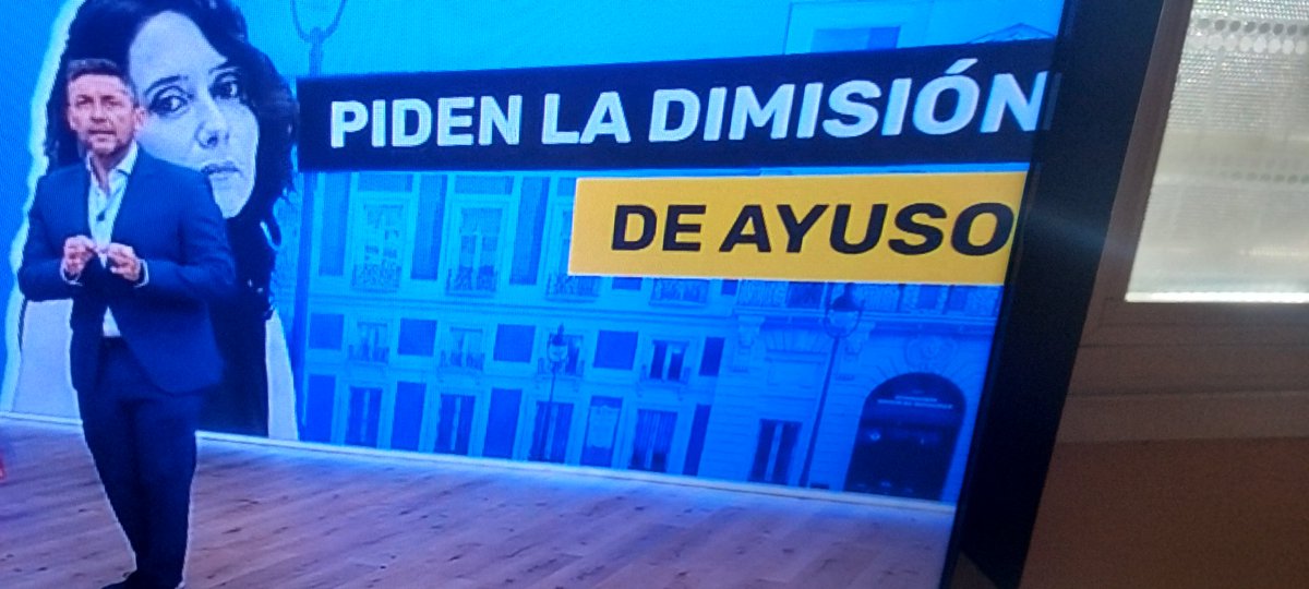 Sánchez tiene a sus dos secretarios de organización, uno en prisión y otro casi. Putas, mordidas y chanchullos y no dimite 
Pero Ayuso tiene que dimitir?
No tenéis vergüenza ninguna, servis al amo Sánchez.
#LaHora12s