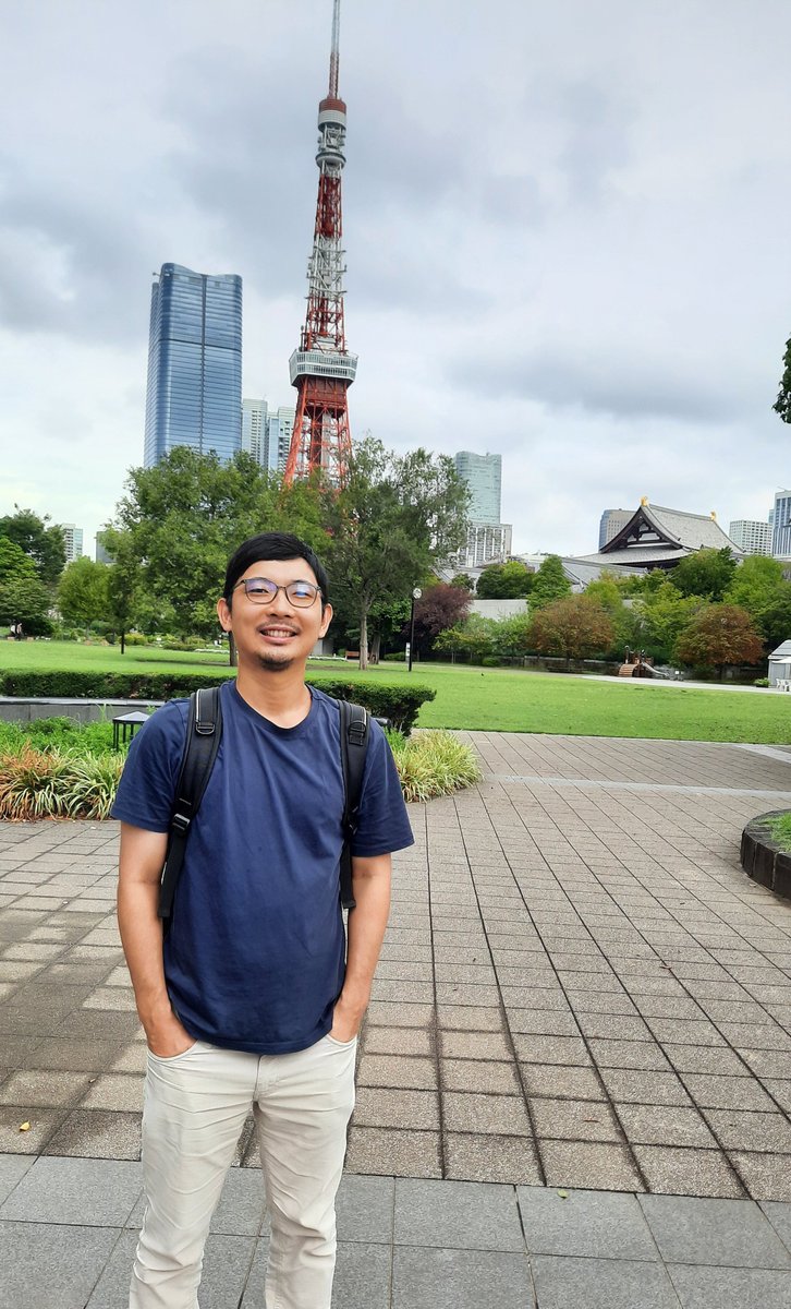 YoshiEnomoto_'s tweet photo. Merhabalar konniçiwa! Japonya'dan selamlar. Üzüldüğüm için bir süredir yazamadım ama şimdi iyiyim. Türkiye'de yaşayabilmek için tekrar başvuru yapıp geri dönmeye çalışıyorum. Umarım sıkıntı çıkmaz ve en yakın zamanda aranızda olabilirim. Hem sizleri hem de kebapları çok özledim. https://t.co/jpP5uWHiuK
