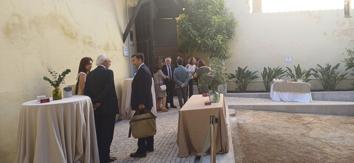 🎉 Hoy celebramos en Sevilla la toma de posesión del Pleno y la Comisión Ejecutiva del Consejo Andaluz de la Arquitectura Técnica.

¡Una jornada para reforzar la unión y el compromiso con nuestra profesión! #ArquitecturaTécnica #Andalucía