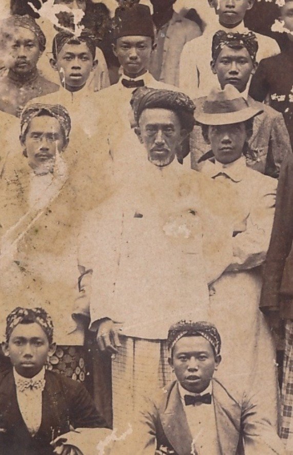 "Hidup hidupilah Muhammadiyah jangan mencari hidup di Muhammadiyah" 
- Kiai Dahlan, Pendiri <a href="/muhammadiyah/">Muhammadiyah</a>

Semangat inilah yang menjadi komitmen bahkan menjadi inspirasi banyak pihak di luar Muhammadiyah   

Jumat berkah