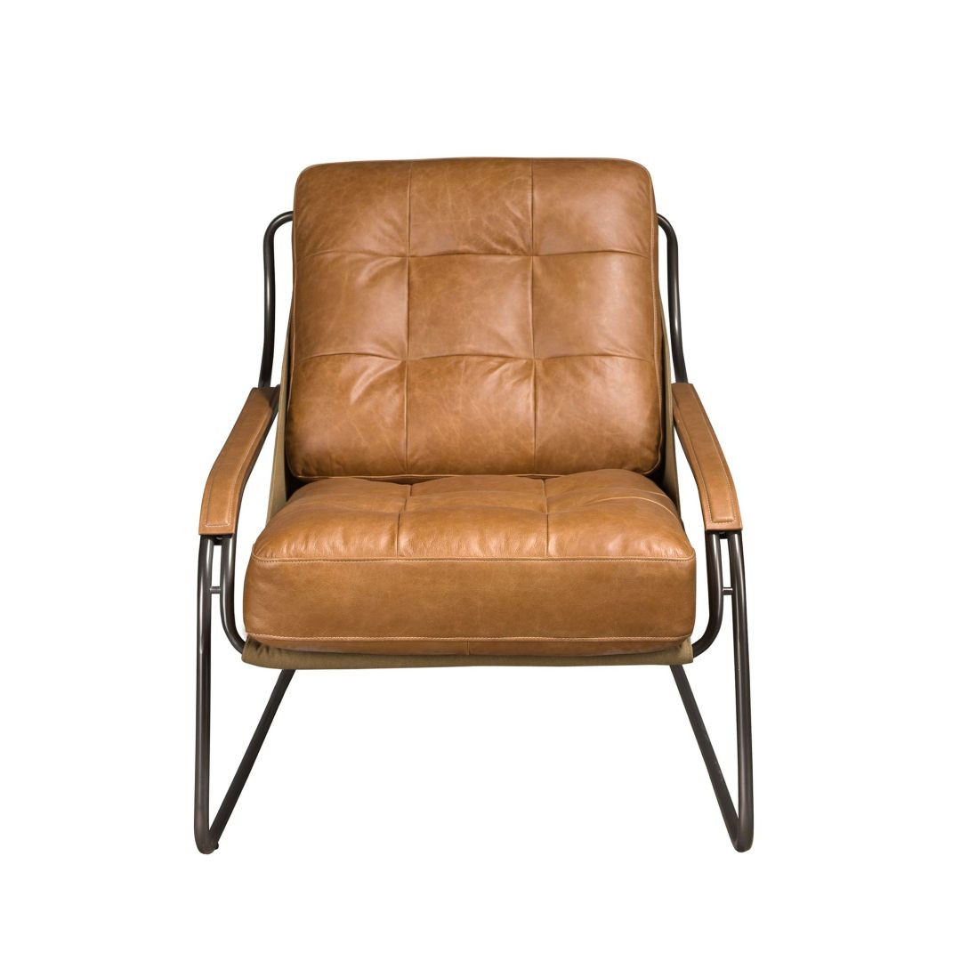 Intenseonline's tweet photo. Uma peça que transforma qualquer espaço.
Poltrona moderna com braços elegantes, assento e encosto estofados em pele de bovino e pernas em aço inoxidável polido.

Poltrona / Armchair Vacuni
https://t.co/Og0YpNg3OQ

#poltrona
#salaestar
#fyp
#intensemobiliario https://t.co/Z5VmrZwFVd