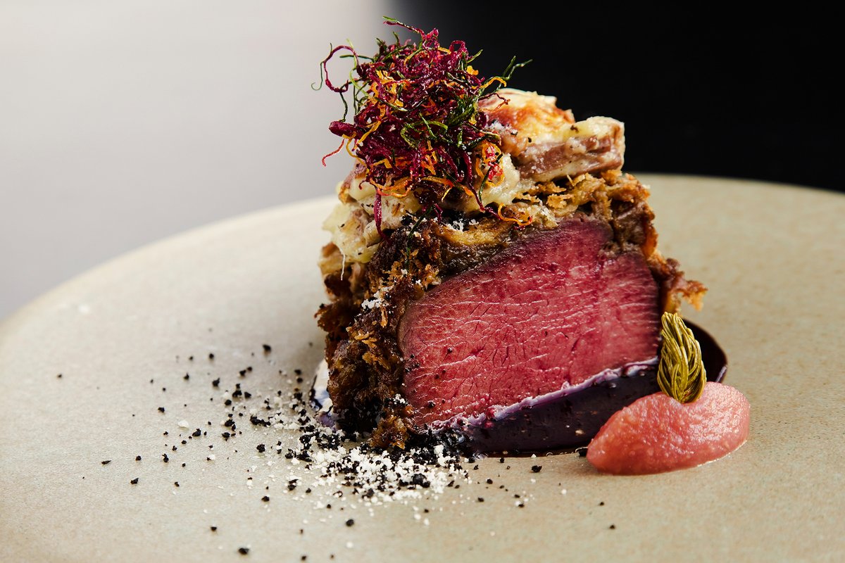 秋の光がやわらかく街を包む季節、9月23日・24日の2日間限定で森彦のフレンチDAFNEがオータムフェストに出店します。
大通公園11丁目「シェフズキッチン」にて、店舗では味わえない特別なメニューをご用意。詳しくはこちら→dafne.morihico.com/20250912-2/